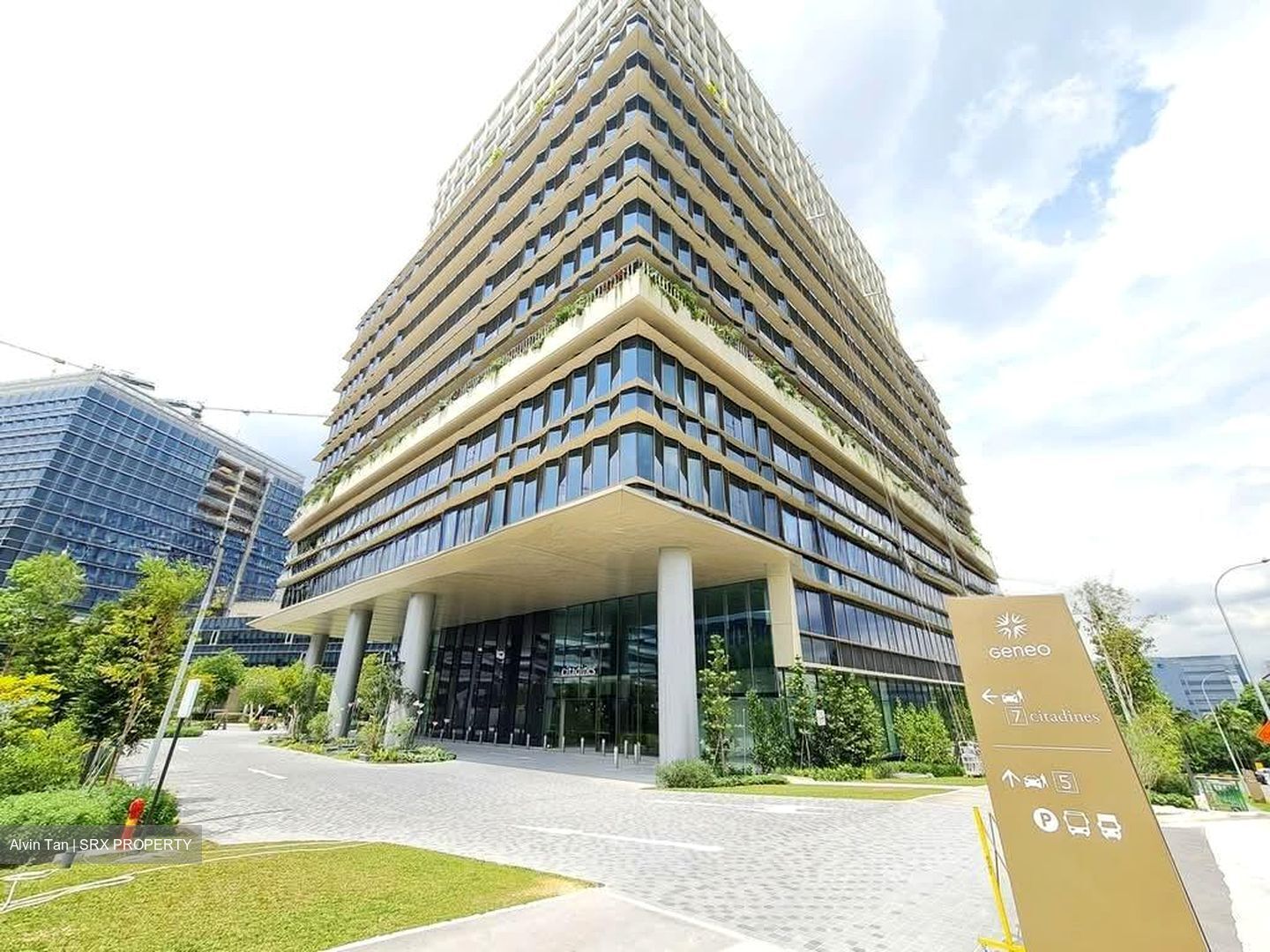 Science Park Drive (D5), Retail #529161611